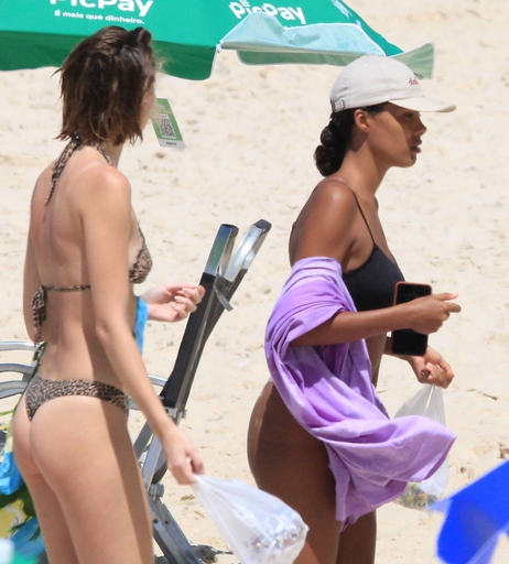 Image 7072398 from Tina Kunakey
