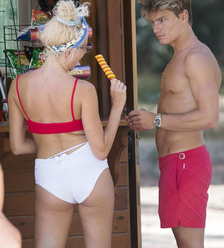 Image 7017372 from Pixie Lott